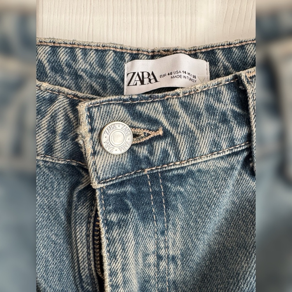 Zara Blue Boyfriend Jeans with Faded Denim Look